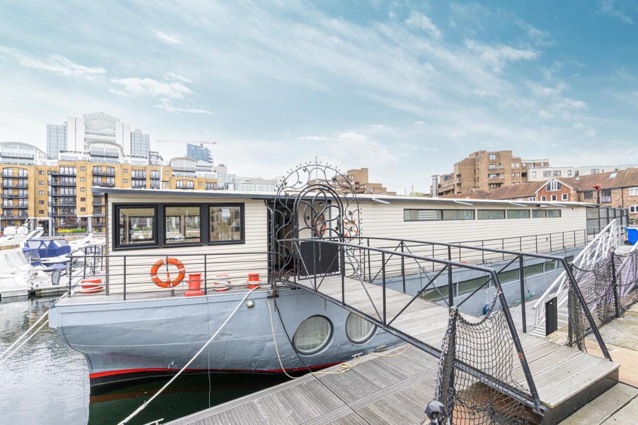 Charming Houseboat Featuring A Sauna Apartamento