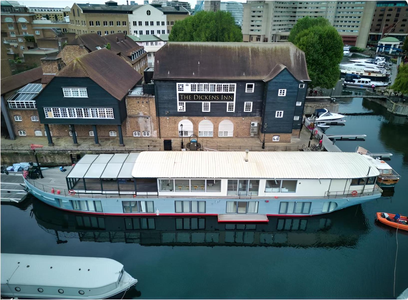 Charming Houseboat Featuring A Sauna Apartamento